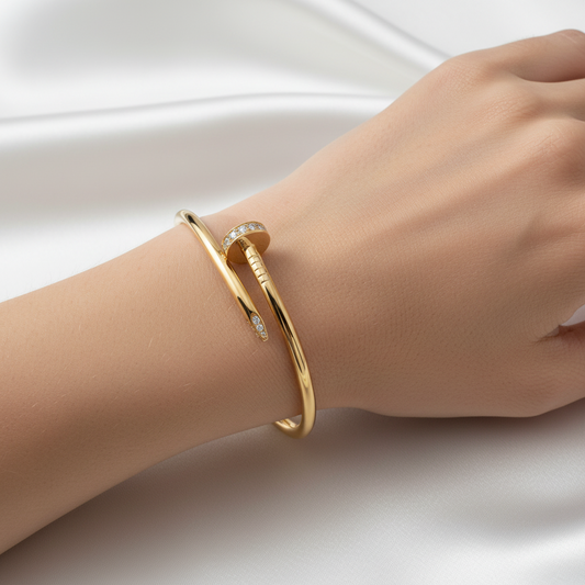 Tri-Color Stud Diamond Bracelet