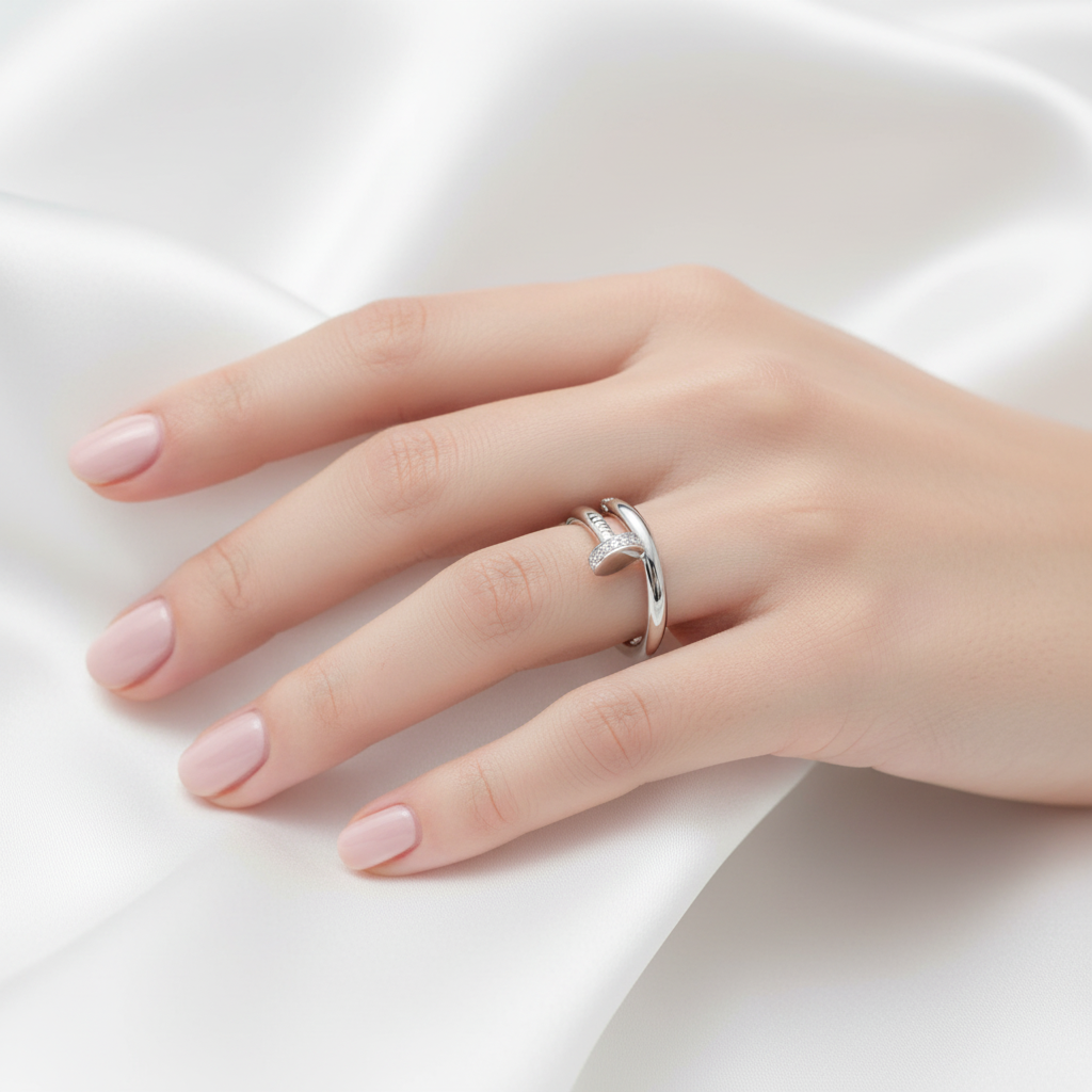 Tri-Color Stud Diamond Ring