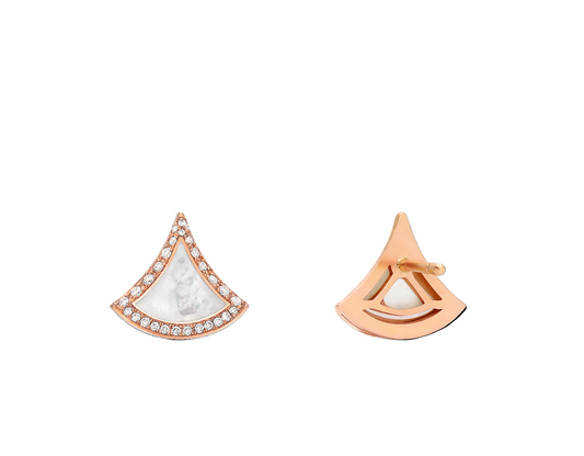 Scallop Diamond Stud Earrings